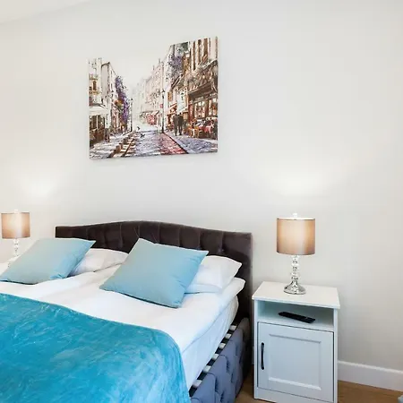 Aura Sky By Renters *