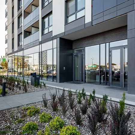 Aura Sky By Renters * Varsovia