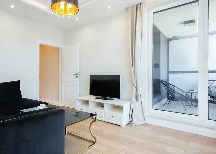 Aura Sky By Renters Apartamento Varsovia