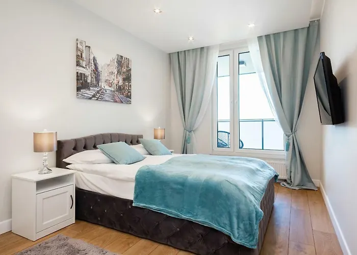 Aura Sky By Renters Apartamento Varsovia