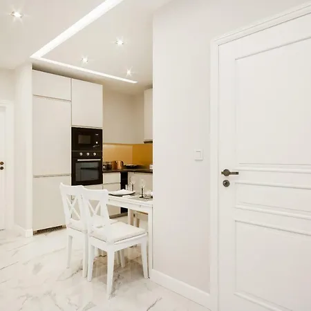 Apartment Aura Sky By Renters Warsaw